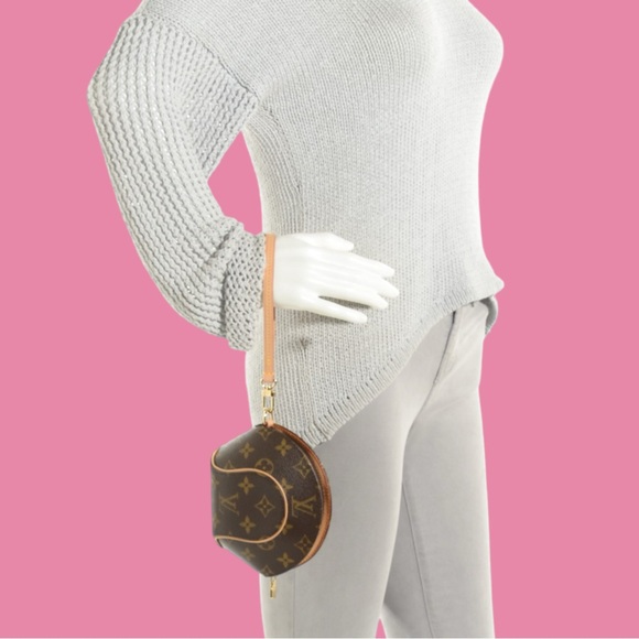 Louis Vuitton Mini Ellipse Wristlet Clutch - Picture 12 of 12